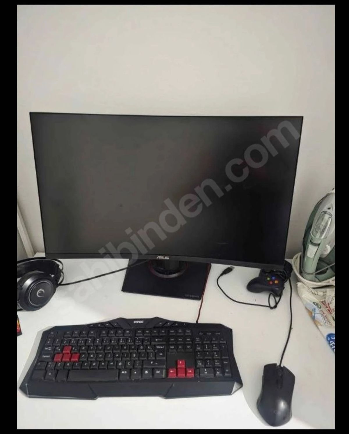 Asus TUF Gaming VG27VQ 27" 165Hz Curved Monitör
