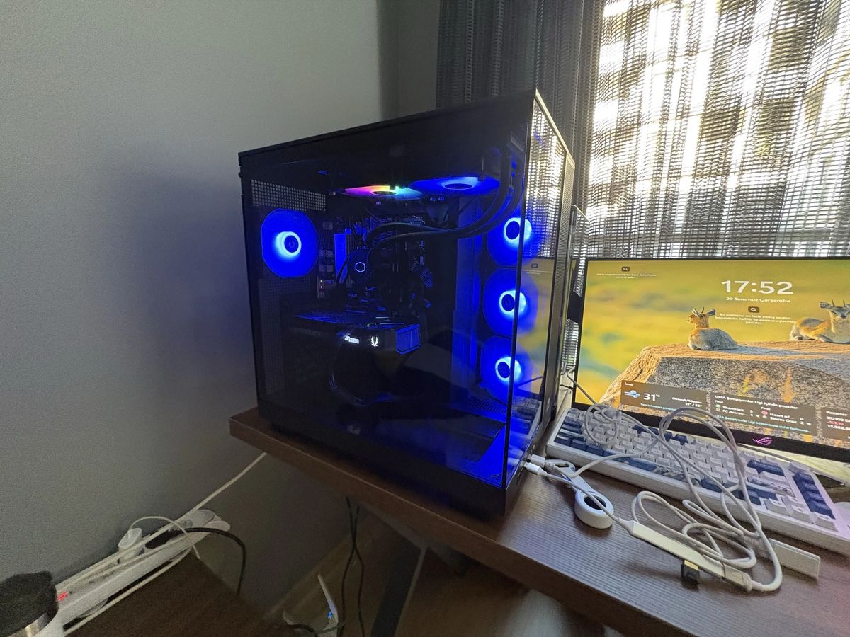 RTX 5070 RYZEN 7 7800x3d SIFIR CANAVAR SİSTEM