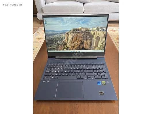 HP VICTUS RTX3060 i7-12700H 16GB RAM