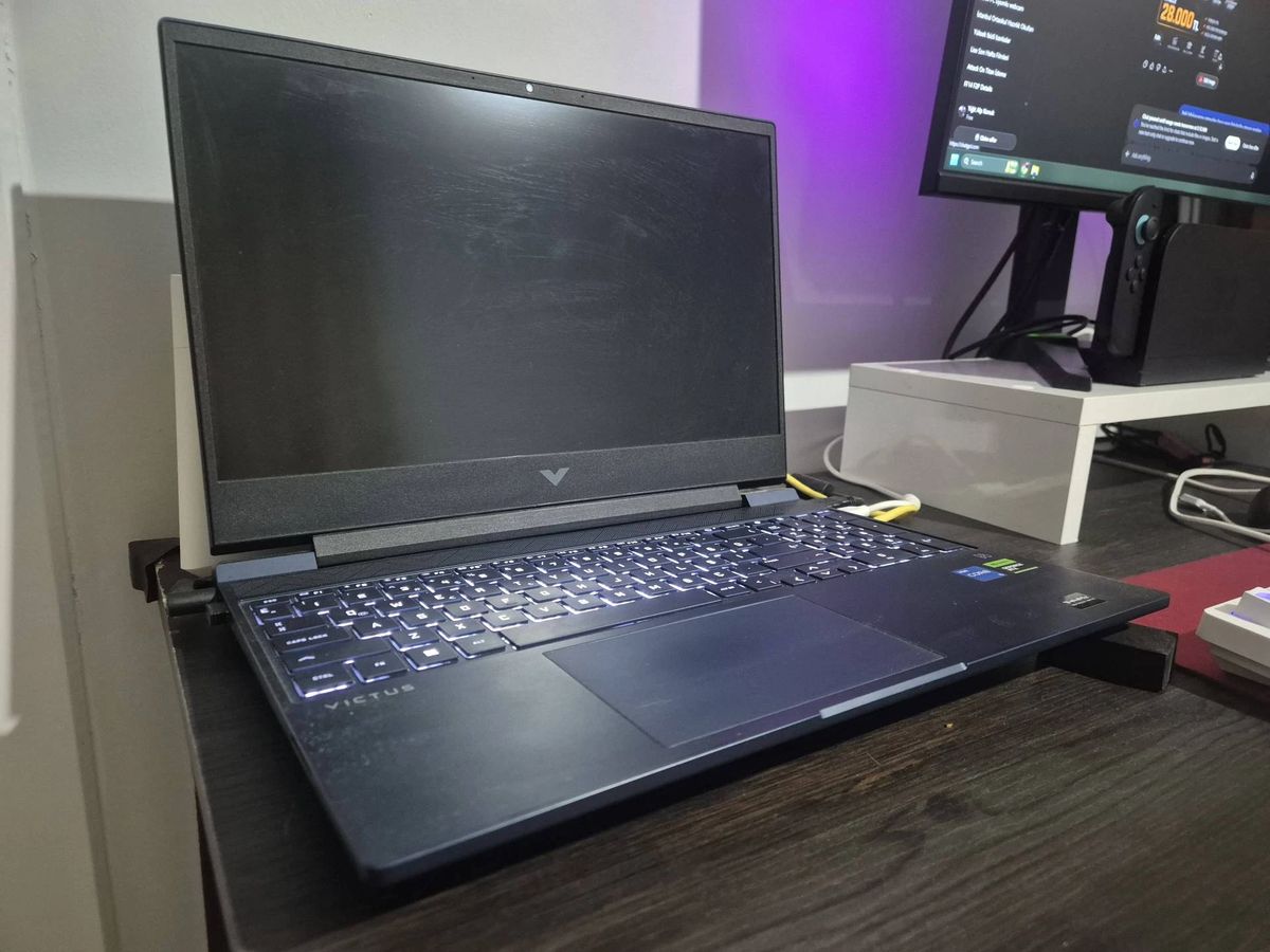HP VICTUS 15 RTX 4050