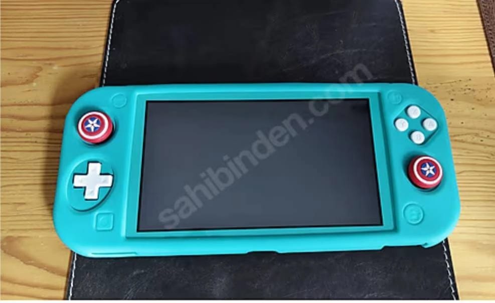 Temiz Kullanılmış Nintendo Switch Lite