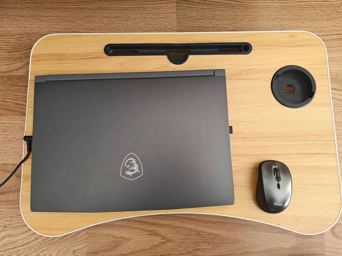 MSI THIN B15UC i5 16gb