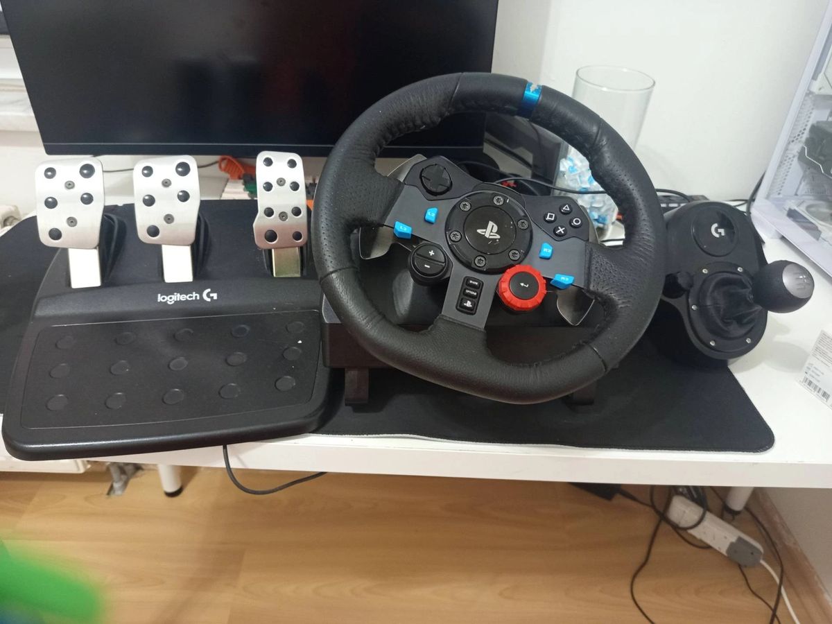 radioLogitech G29 Direksiyon Seti – Temiz ve Sorunsuz