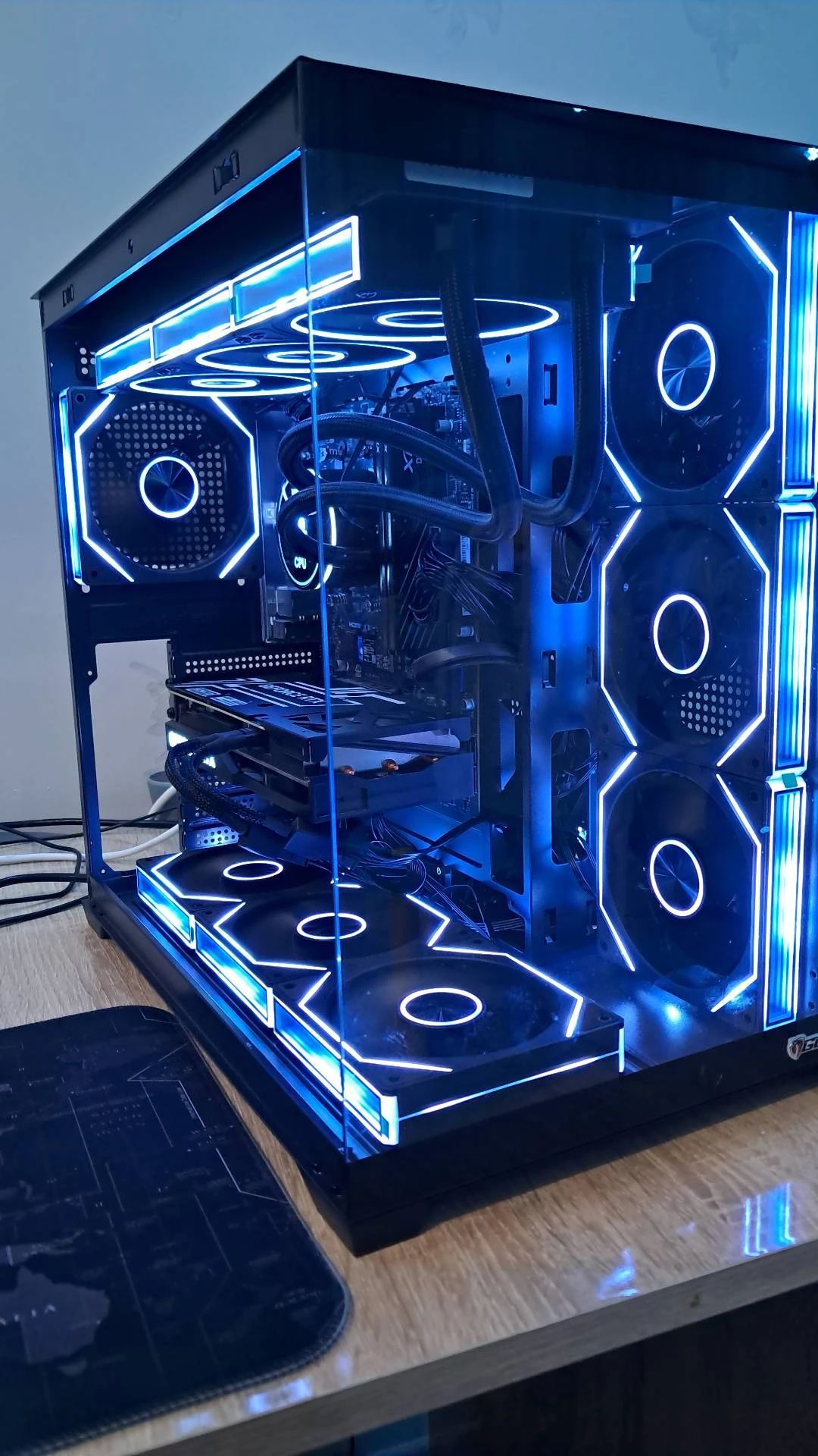 Rtx 4070 süper li/ryzen 7 7800x3d li oyun bilgisayarı