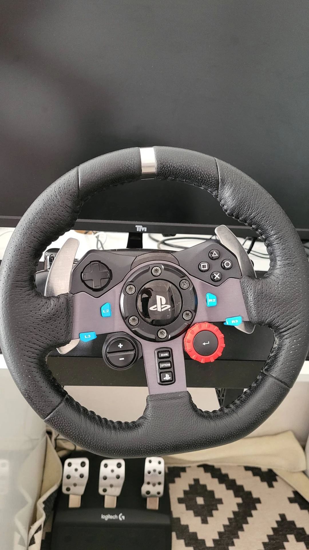 sorunsuz logitech g29 direksiyon seti