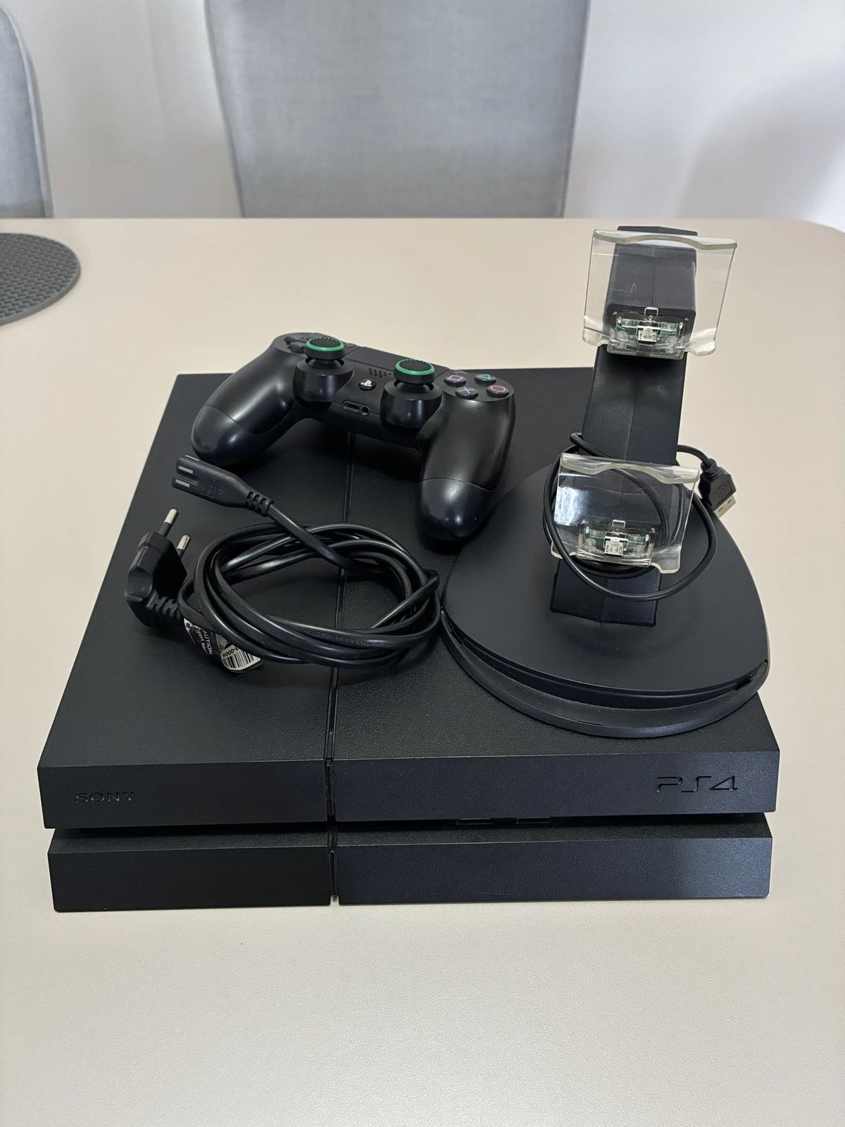 TEMİZ ŞARJ İSTASTONLU 1 TB PS4