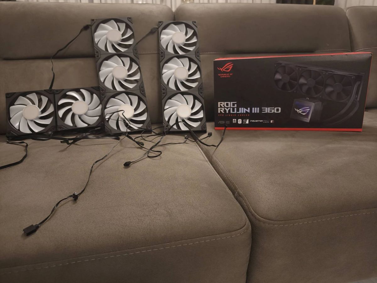 Asus Ryujin 3 360 Noctua-Phanteks M25 140mm Fan