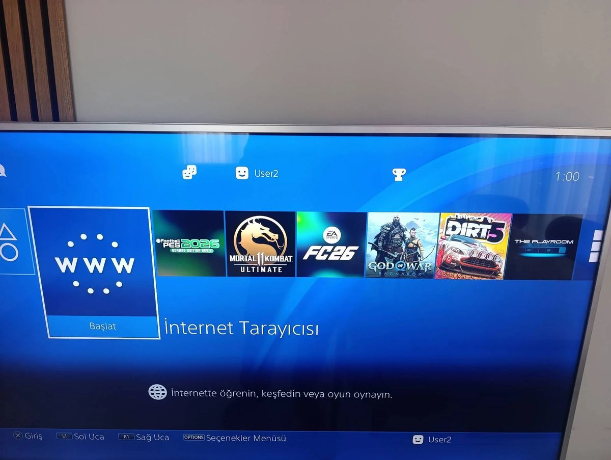PS4 temiz kullanılmış bakımları yeni yapılmış