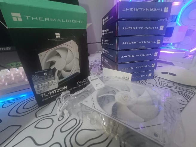 Thermalright TL-M12QRW ARGB 120mm x8 Kasa fan seti