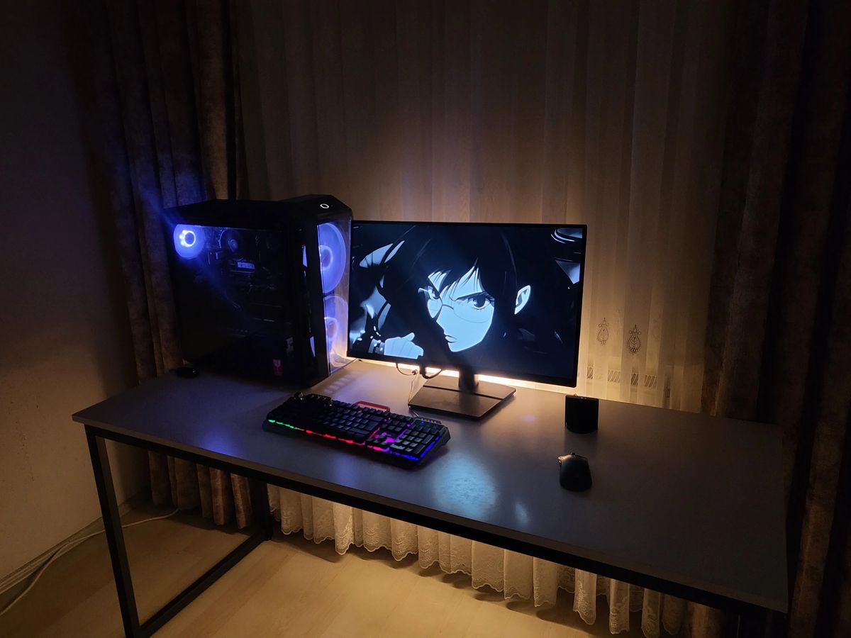 Cooler master h500 çiziksiz kasa