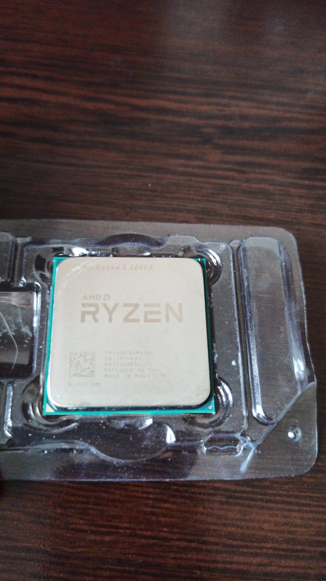 AMD Ryzen 5 2600X 3.60GHz (4.20GHz Turbo) 6 Core / 12 Thread - Tray