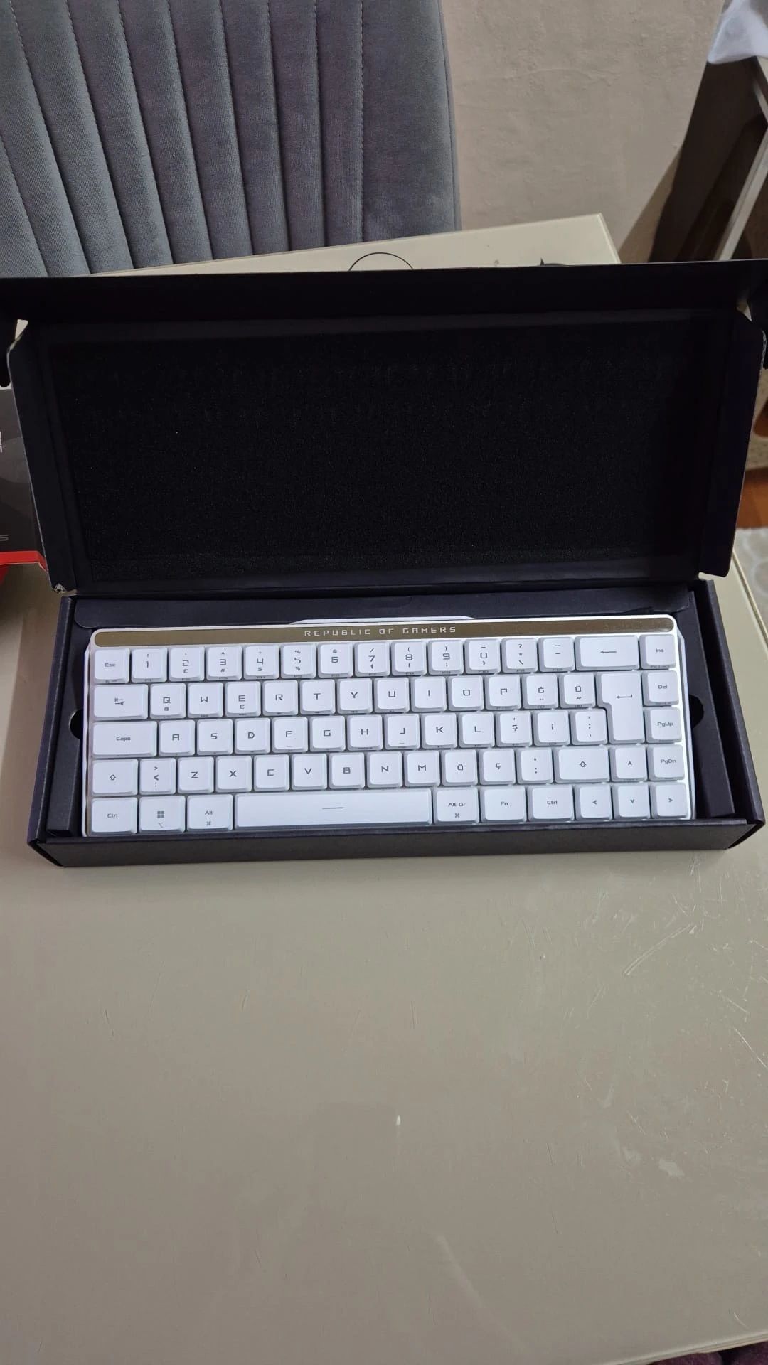 ROG FALCHON RX LOW PROFİL