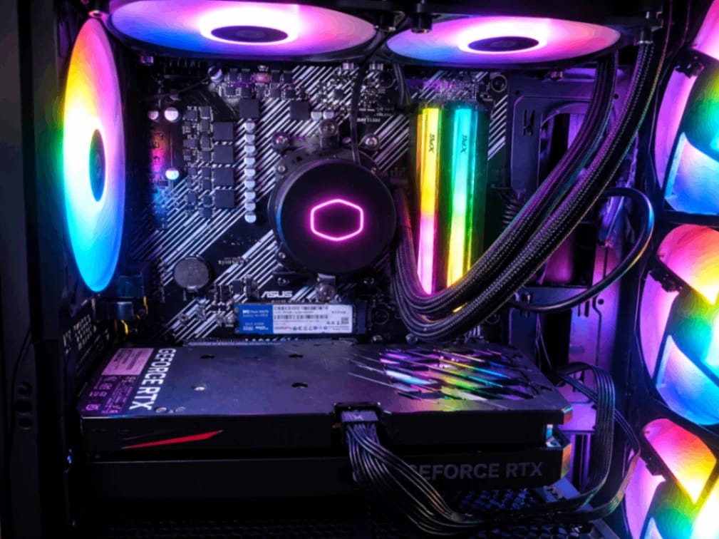 Gaming PC RTX 4060 / Ryzen 5 5600X / 48 GB RAM