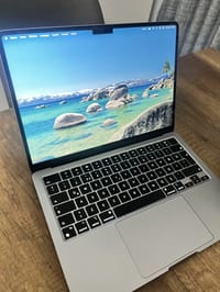 Macbook Air M2 8GB | Hatasız | Kutulu ve Faturalı - görsel 4