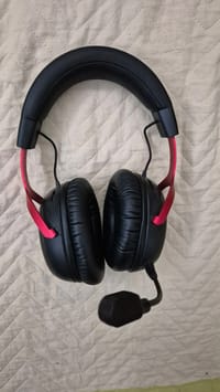 HYPERX CLOUD III WIRELESS 7 AY GARANTİ MEVCUT - görsel 2