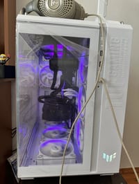 ASUS TUF GAMING 502 KASA 9800X3D MSI RTX5080 2TB SSD 32GB RAM - görsel 3