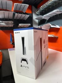 🎮 PS5 Slim 1TB CD’li + 2 Kol + GTA 5 | Kutu | Temiz Kullanım - görsel 2