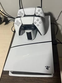 🎮 PS5 Slim 1TB CD’li + 2 Kol + GTA 5 | Kutu | Temiz Kullanım - görsel 5