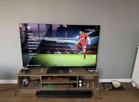 Nintendo Switch OLED + hafıza kartı + Joystik + çanta - görsel 2