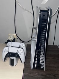 🎮 PS5 Slim 1TB CD’li + 2 Kol + GTA 5 | Kutu | Temiz Kullanım - görsel 7