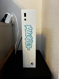 X box series s 512 gb çok az kullanıldı - görsel 2
