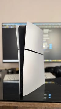 PS5 SLIM + 2 DUALSENSE KOL - AZ KULLANILDI - KUTULU - görsel 6