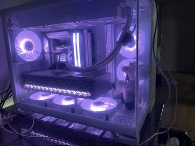 Müthiş Yayıncı PC / 9800X3D RX9070 XT