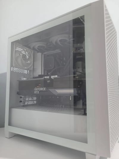 Rtx 4080 Super +Ryzen 9900x işlemcili canavar sistem