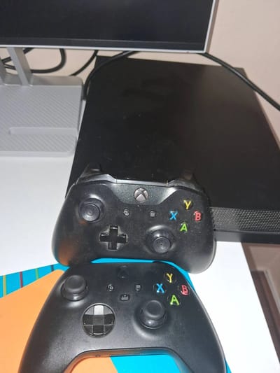 Xbox One S