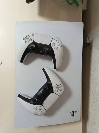 Ps 5 çift kol sorunsuz tamirsiz