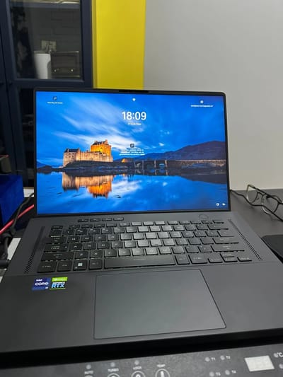 ASUS ROG Zephyrus M16 | i9-12900H | RTX 3070 Ti | 1 TB SSD | 16 GB RAM | 165 Hz