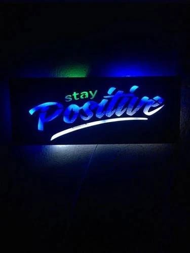 Stay Positive LED Işıklı Ahşap Tablo 50X21CM