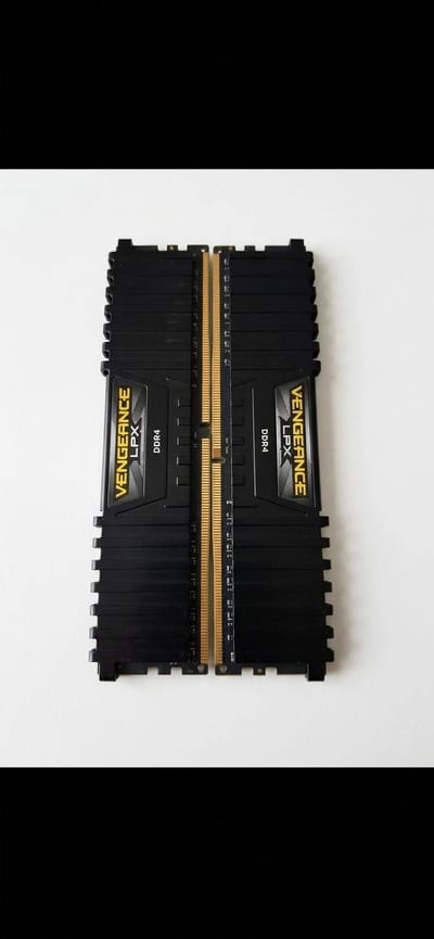 Corsair 16 GB RAM 3200 MHz