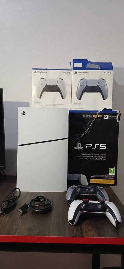 SATILIK PS5 SLIM 825 GB – 23 AY GARANTİLİ – FATURALI
