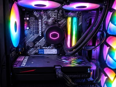 Gaming PC RTX 4060 / Ryzen 5 5600X / 48 GB RAM