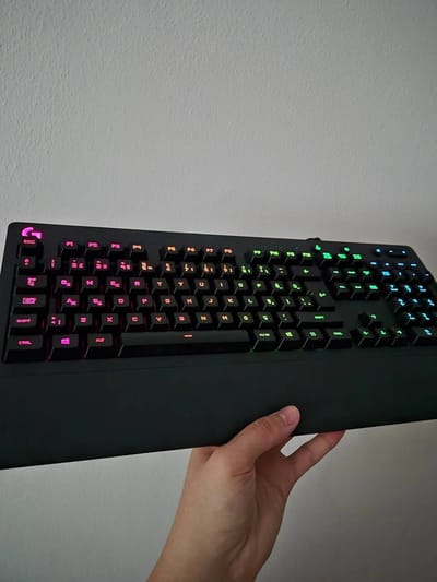 LOGİTECH G213 SORUNSUZ